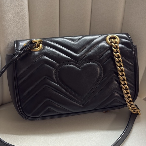Gucci GG Marmont small shoulder bag - Picture 8 of 14